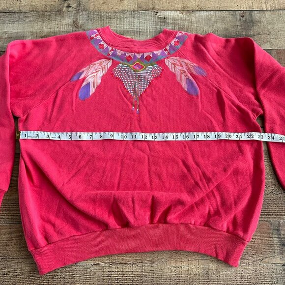 90's Hanes Her Way pink Native feather print pullover sweater Large - Picture 4 of 7